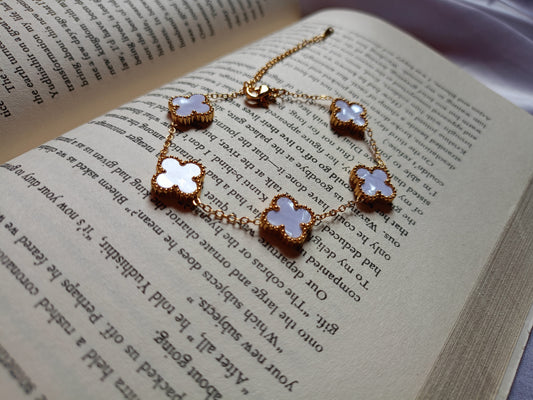 Lucky Clover Charm Bracelet